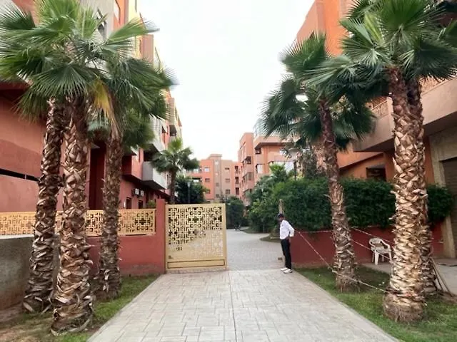 Asama Appartement Avec Piscine Et Terrasse, Proche Du Centre 마라케시